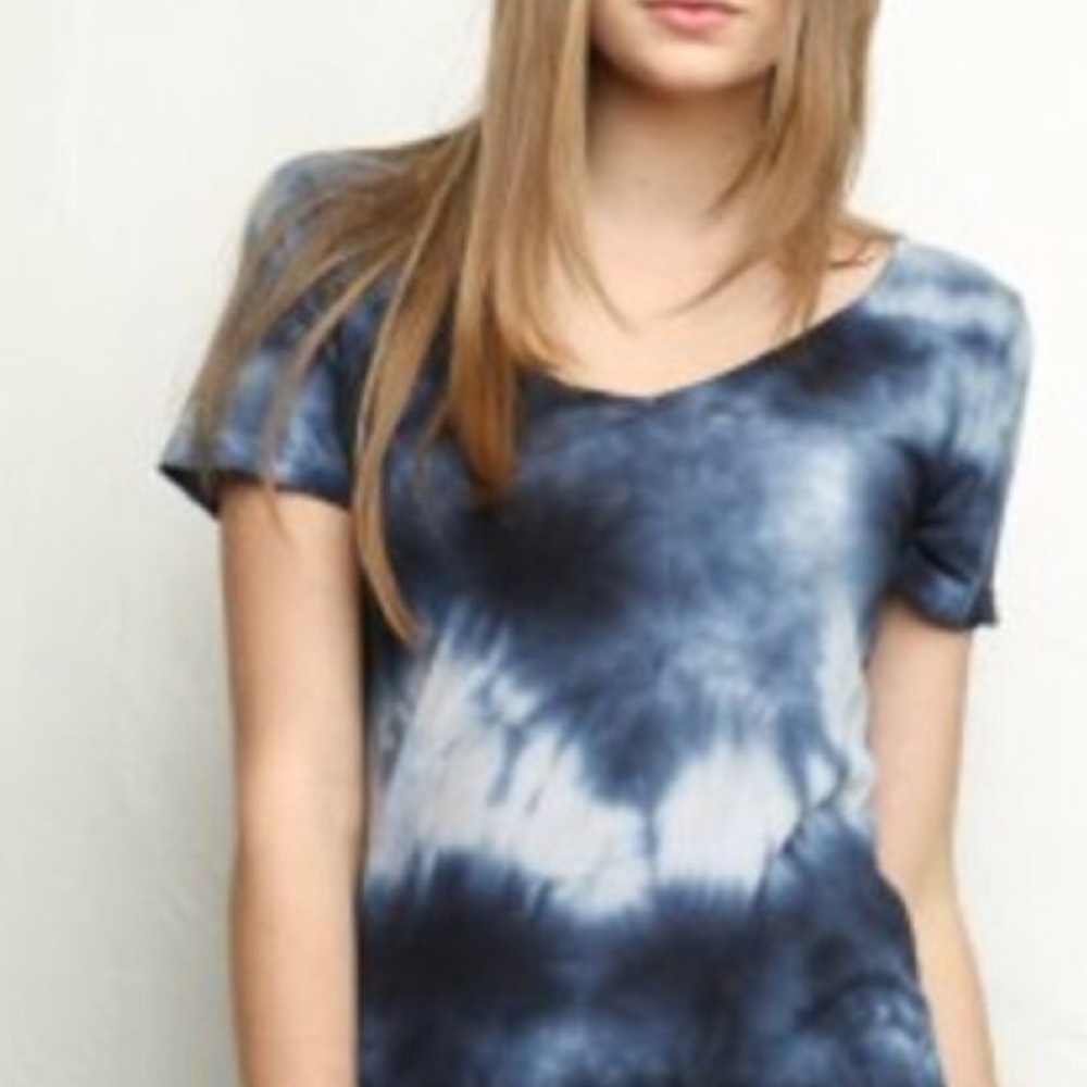 2for$20🟠Brandy Melville blue top